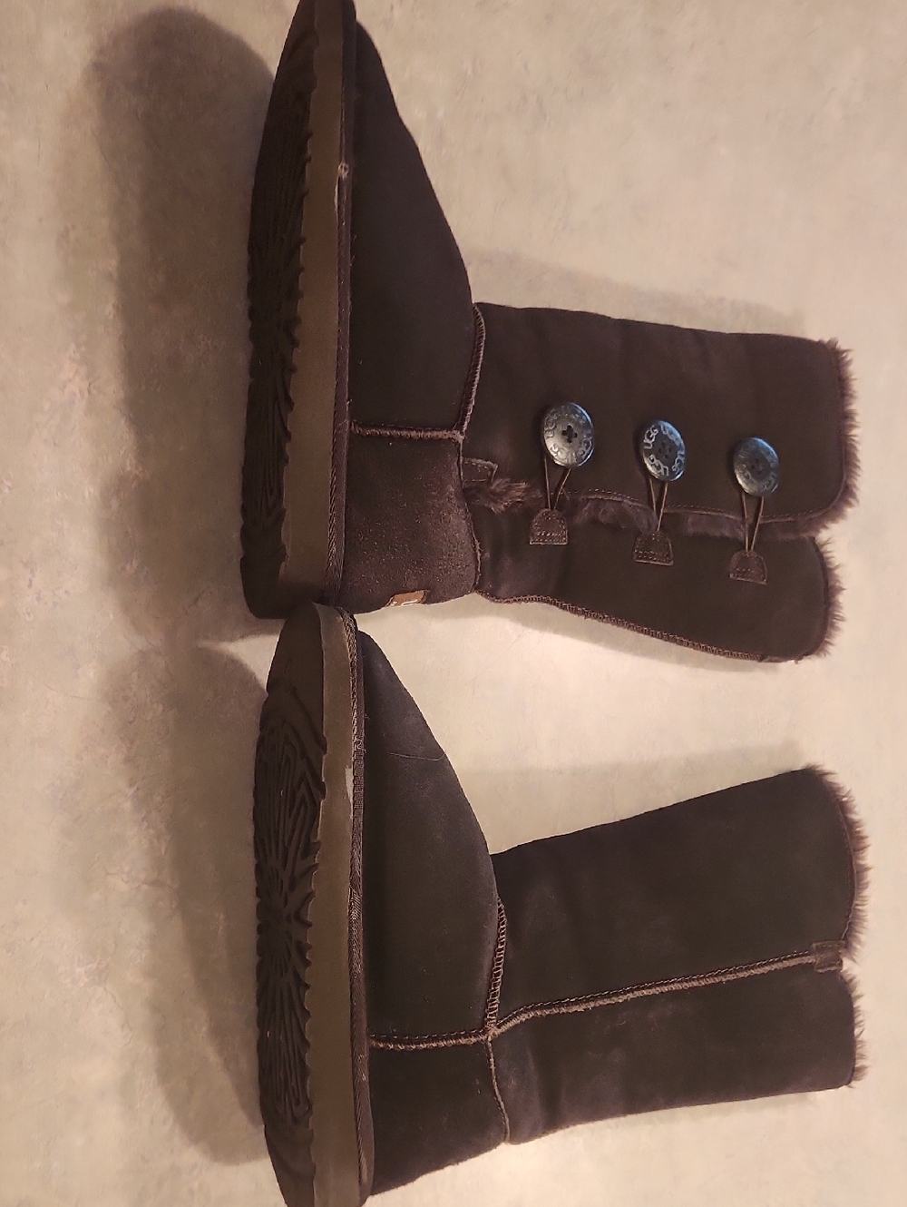 UGG Chestnut Brown Suede Short Boot